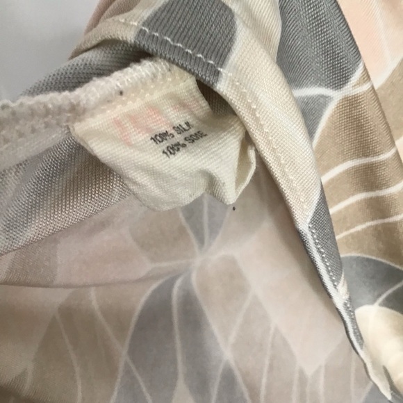 Elizabeth and James 100% silk tunic laggin look size L top - Picture 5 of 6